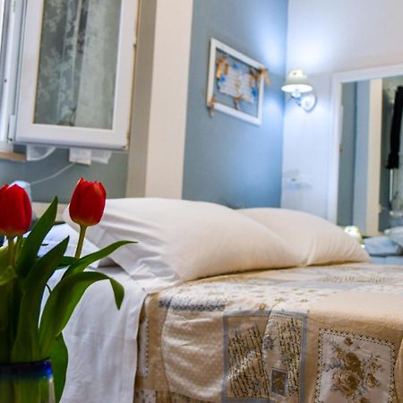 Le Stanze Del Centro Hotel แตร์โมลิ ภายนอก รูปภาพ