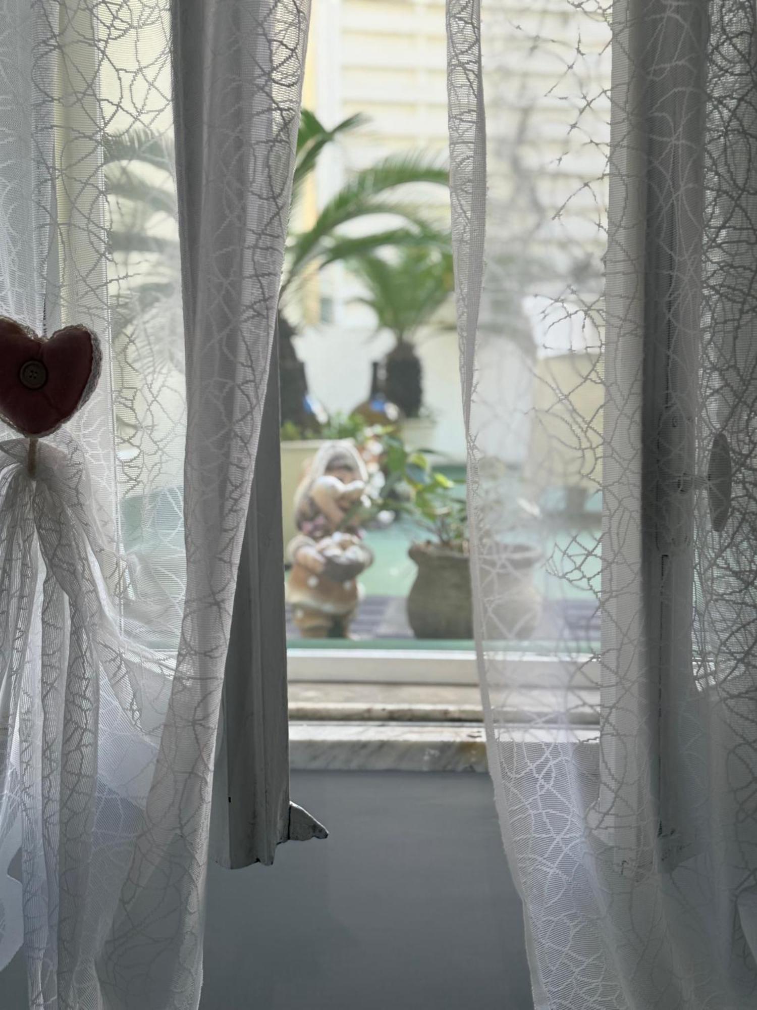 Le Stanze Del Centro Hotel แตร์โมลิ ภายนอก รูปภาพ