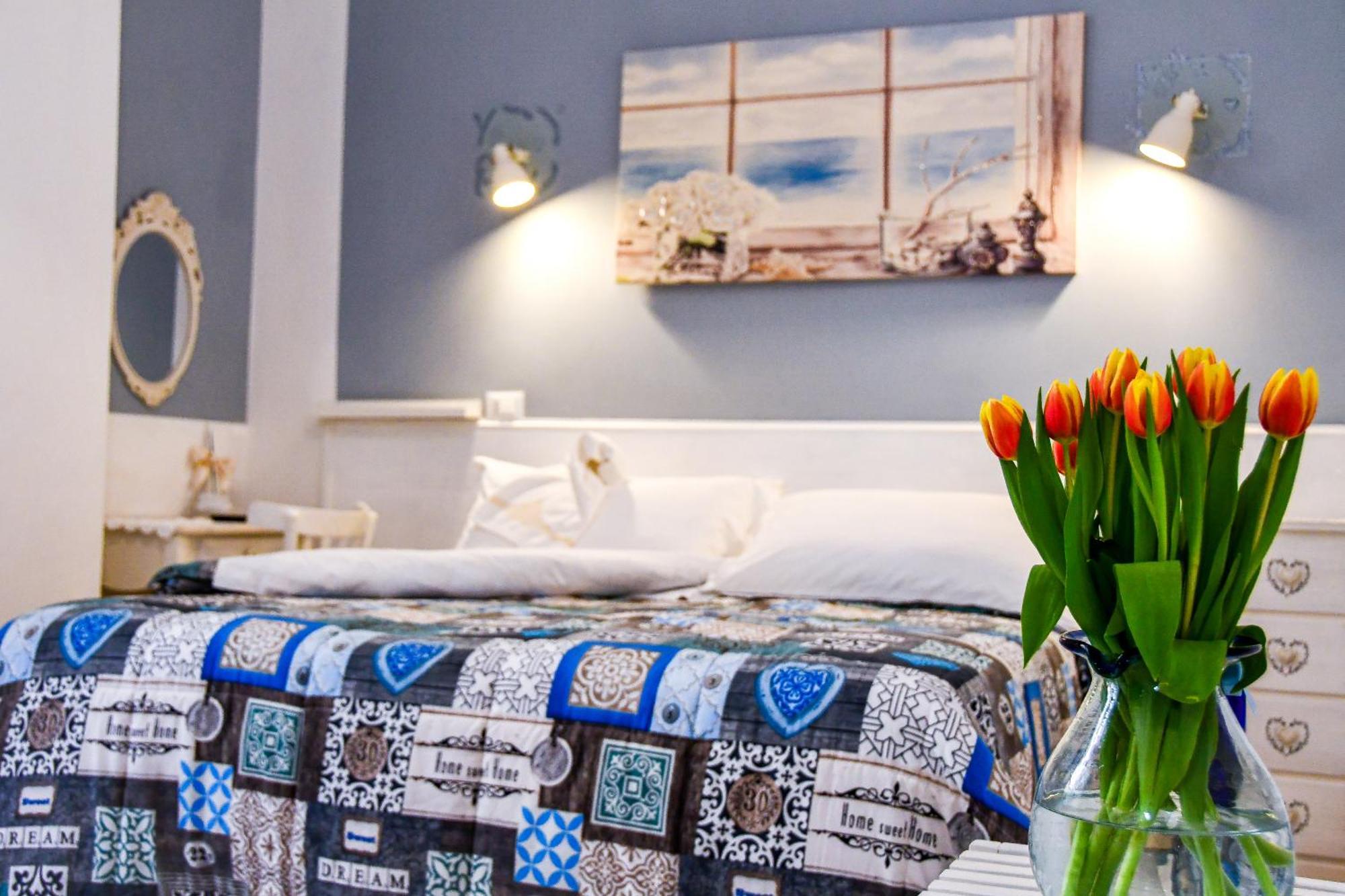 Le Stanze Del Centro Hotel แตร์โมลิ ภายนอก รูปภาพ