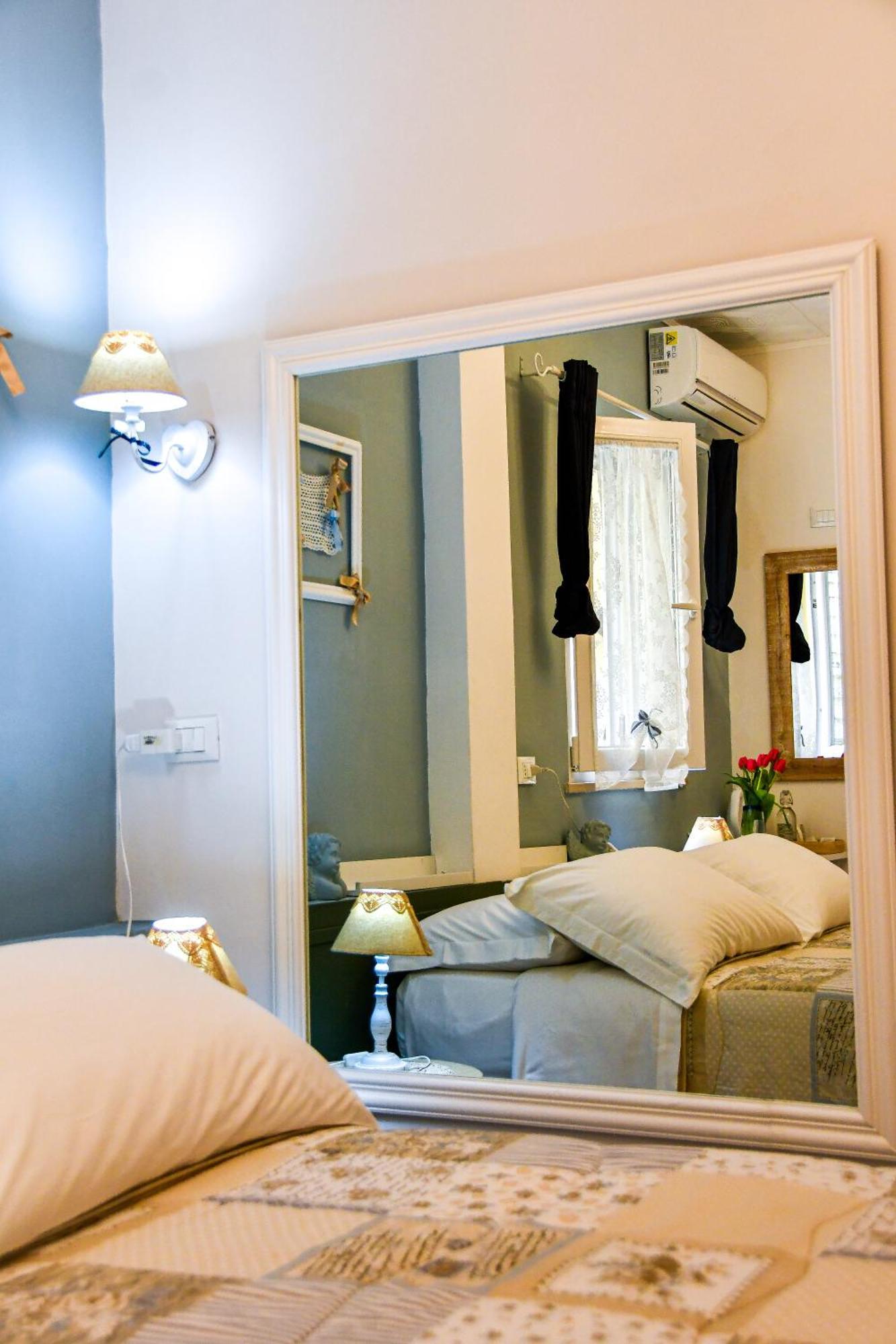 Le Stanze Del Centro Hotel แตร์โมลิ ภายนอก รูปภาพ