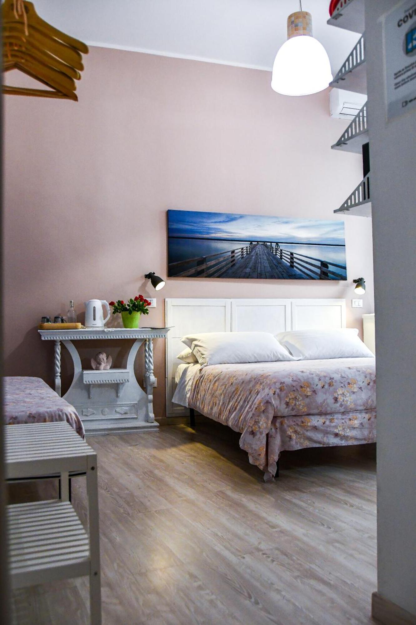 Le Stanze Del Centro Hotel แตร์โมลิ ภายนอก รูปภาพ